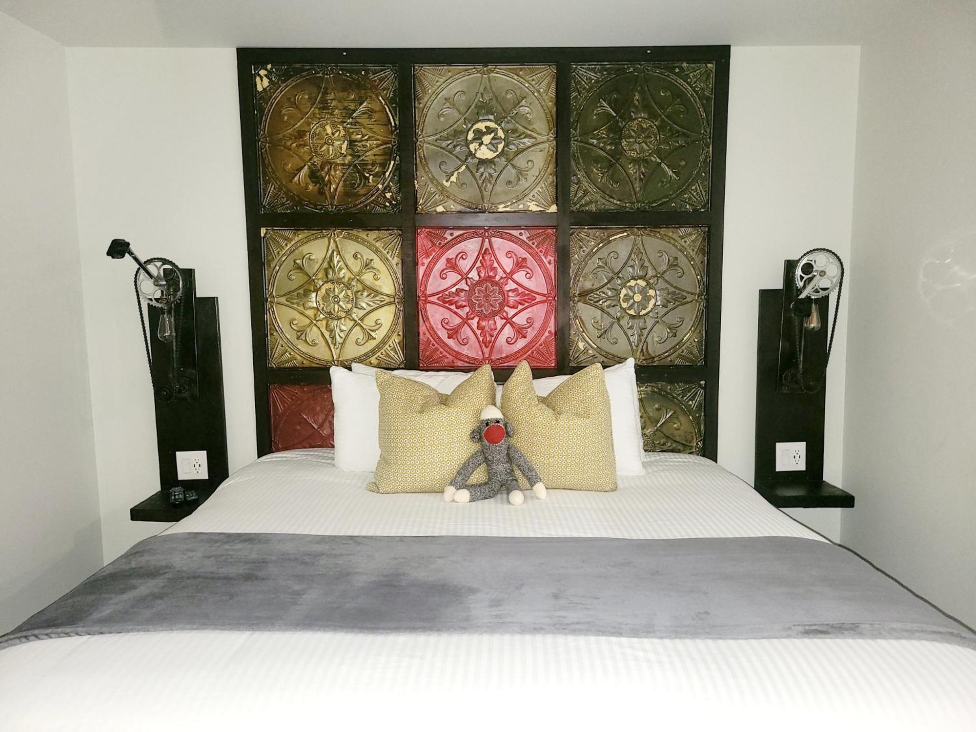 Heart & Hops Brewery Suites Kingsville Luaran gambar