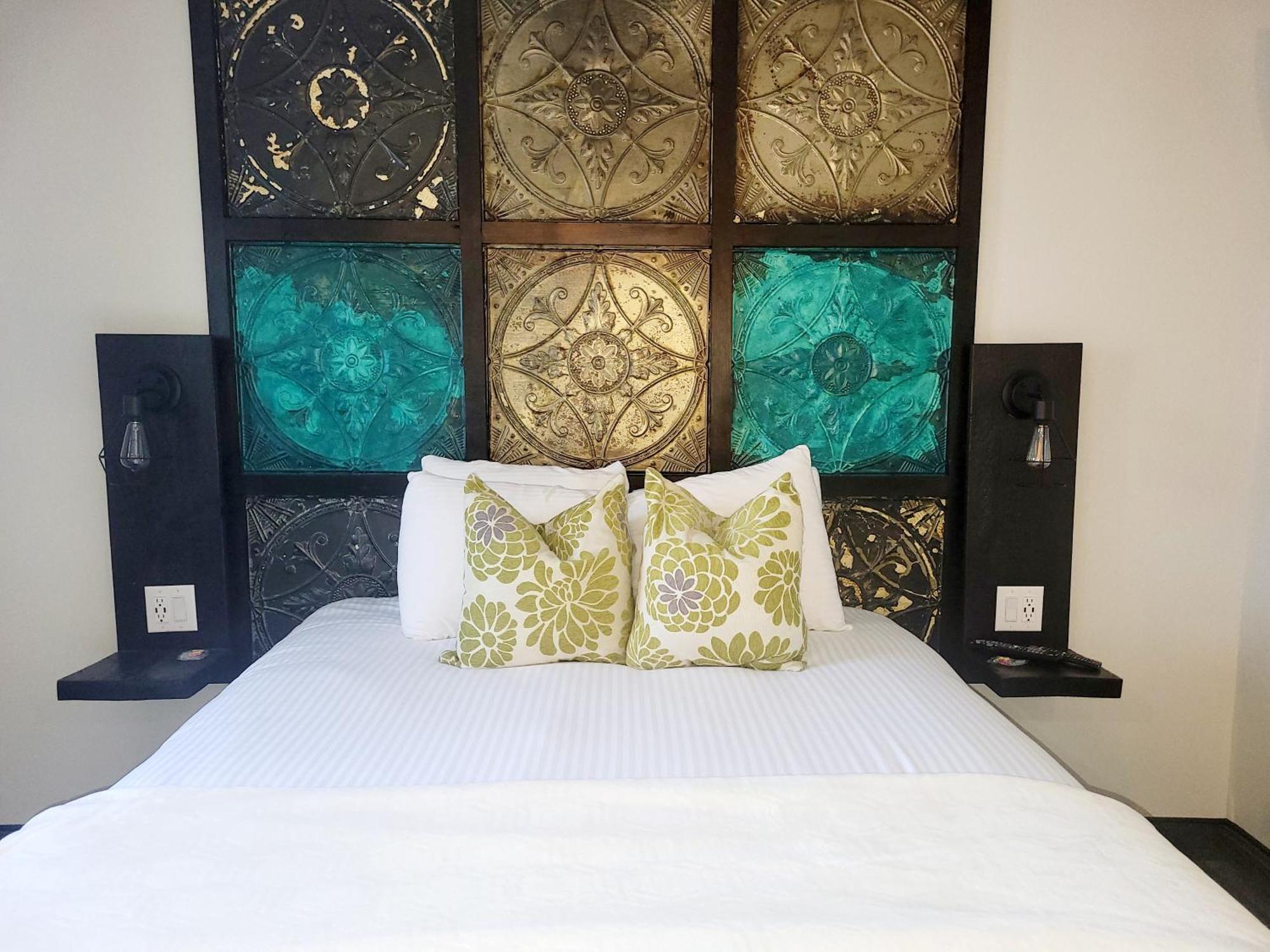 Heart & Hops Brewery Suites Kingsville Luaran gambar