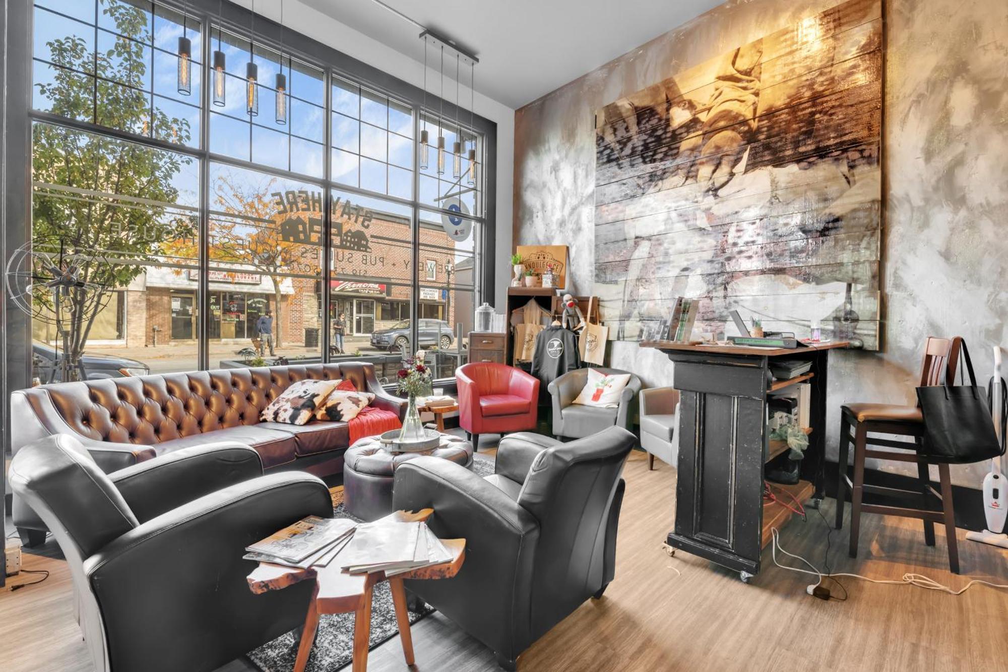Heart & Hops Brewery Suites Kingsville Luaran gambar